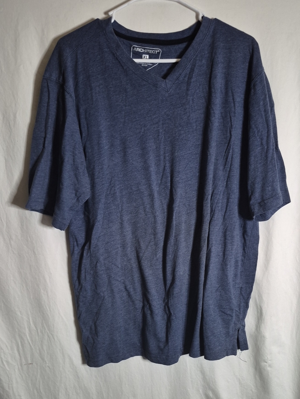 Architect Men’s V-Neck Short Sleeve Tee in Navy Heather